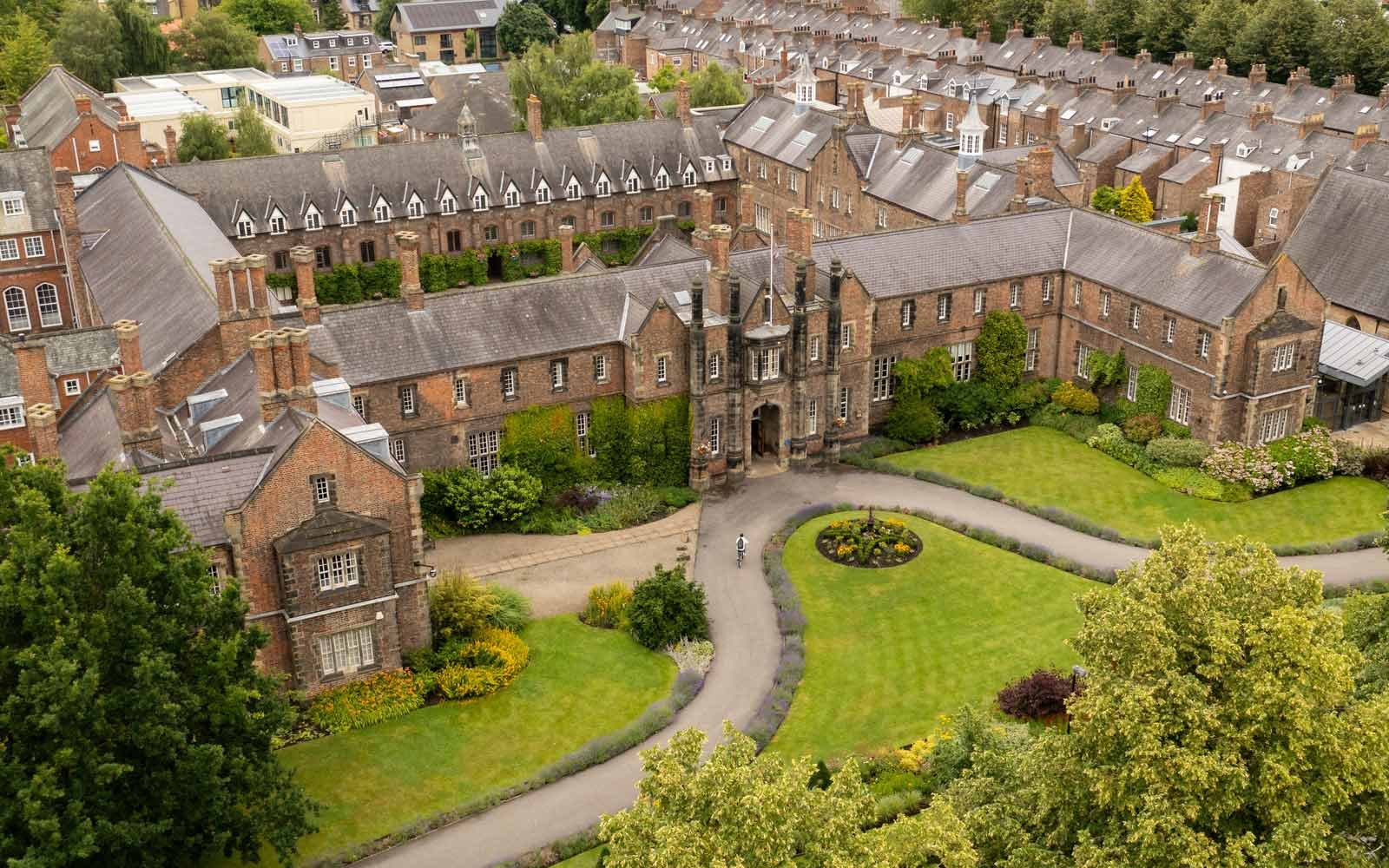 York St John University
